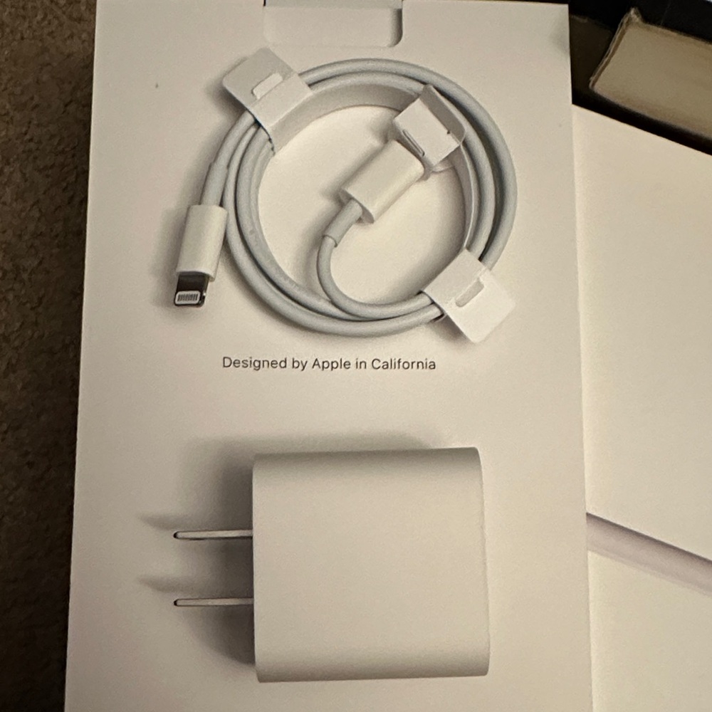 Apple White Power Adapter and Cable charger